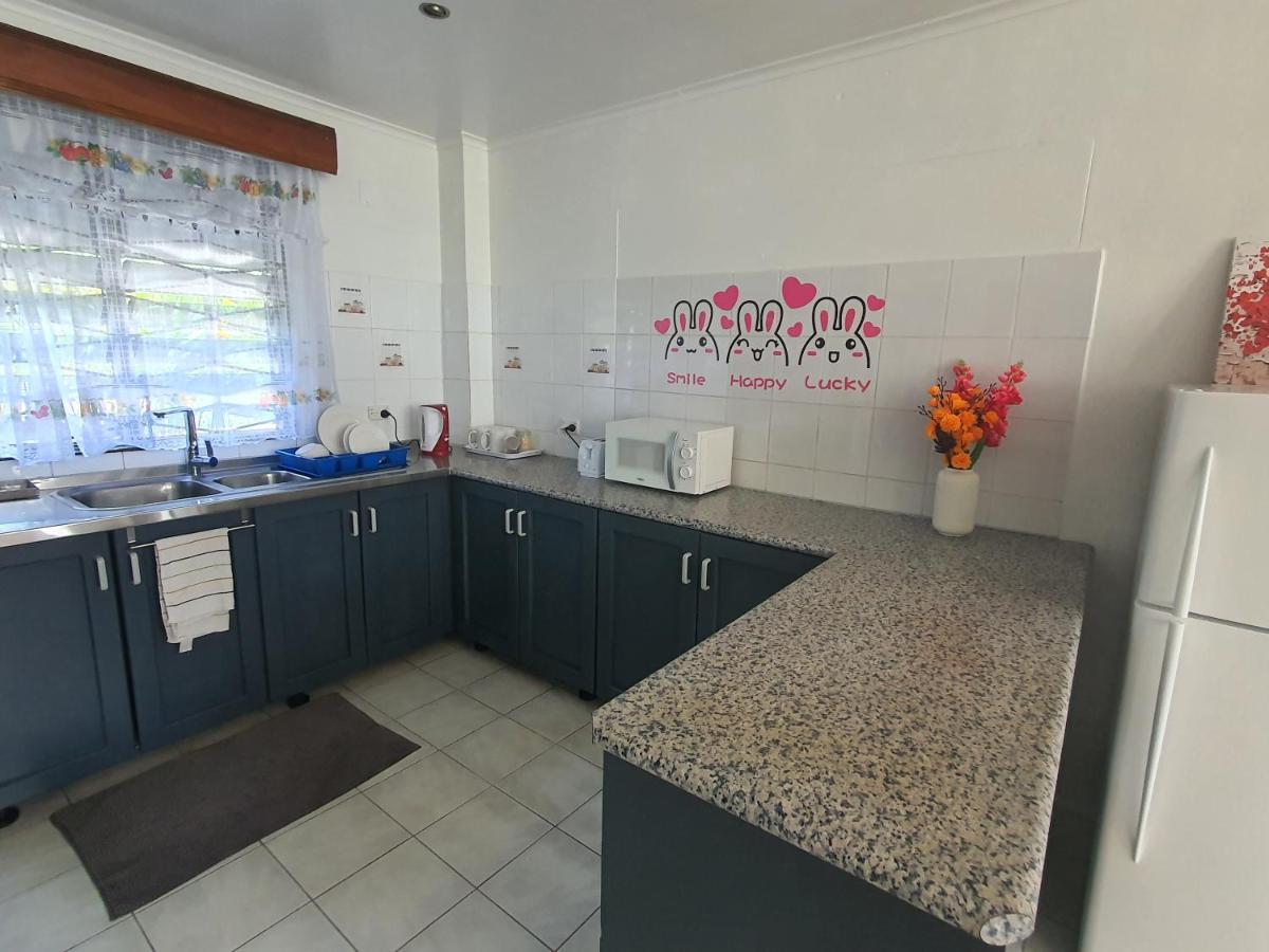 Cosy 2 Bedroom Unit With Pool,Wifi Сува Екстериор снимка