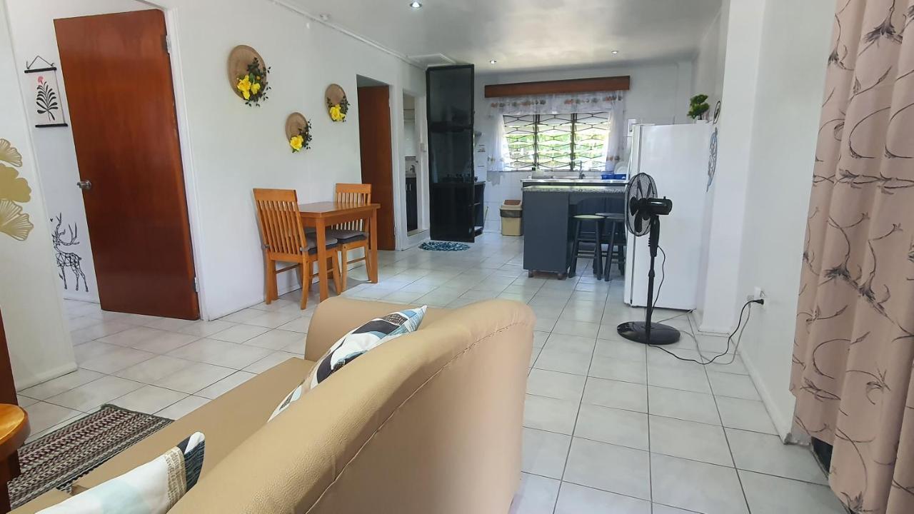Cosy 2 Bedroom Unit With Pool,Wifi Сува Екстериор снимка
