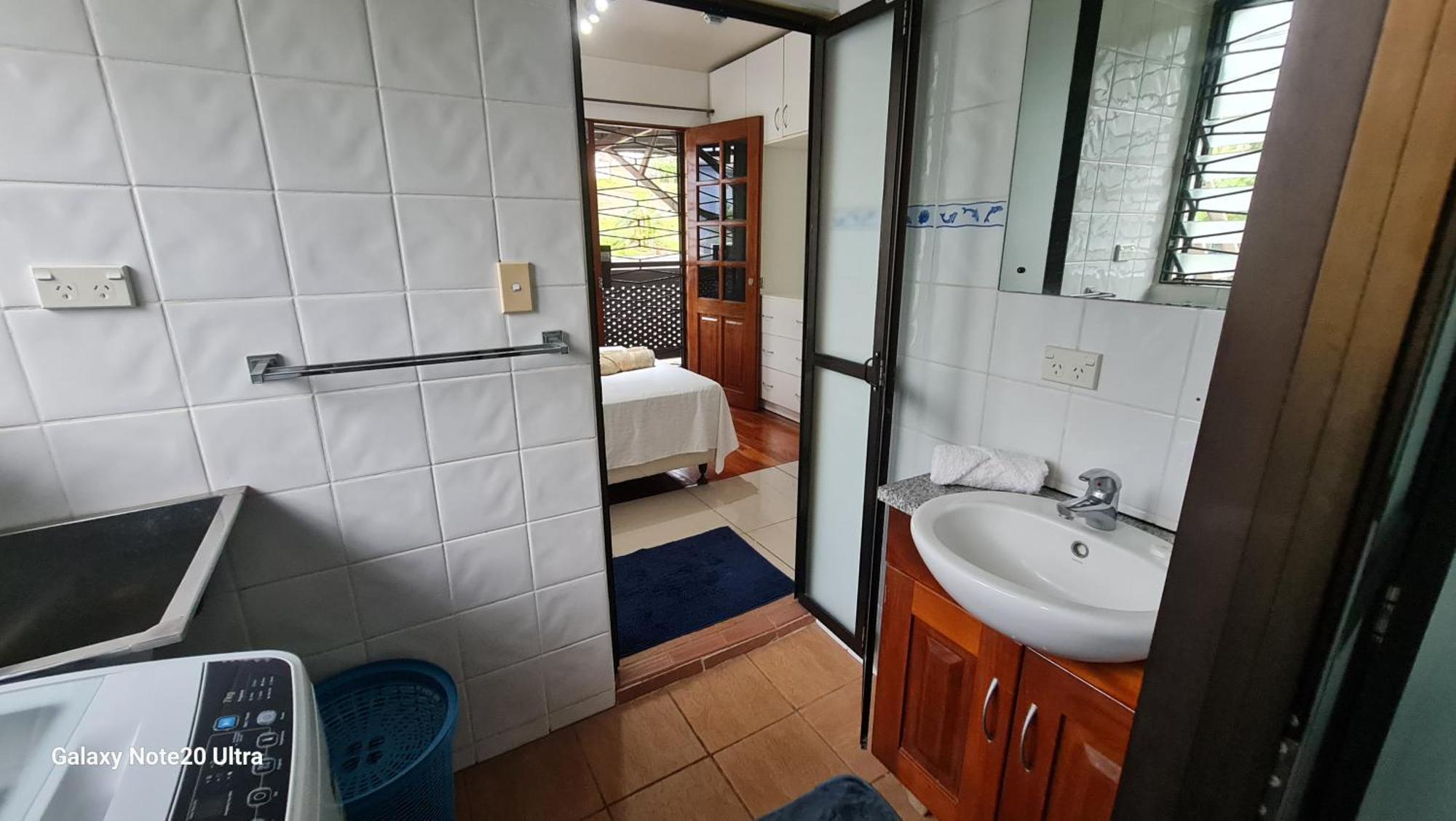 Cosy 2 Bedroom Unit With Pool,Wifi Сува Екстериор снимка
