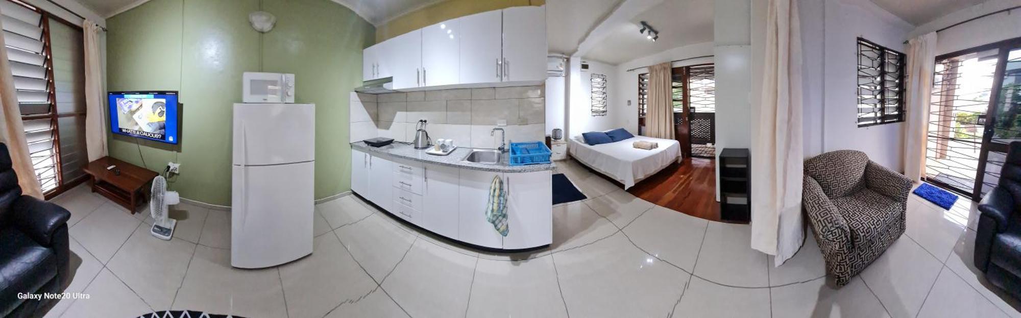 Cosy 2 Bedroom Unit With Pool,Wifi Сува Екстериор снимка